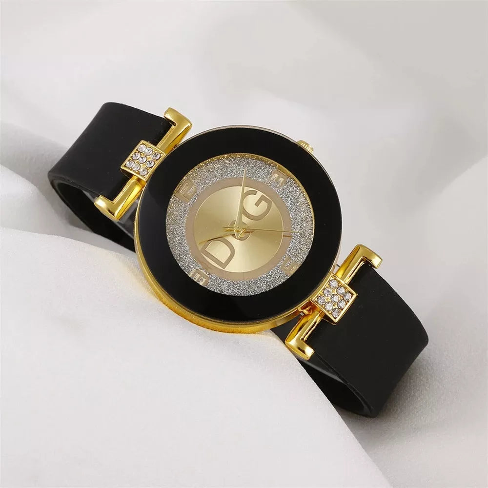 Simple Black White Quartz Watches Women Minimalist Design Silicone Strap Wristwatch Big Dial Women's Fashion Creative Watch 2022